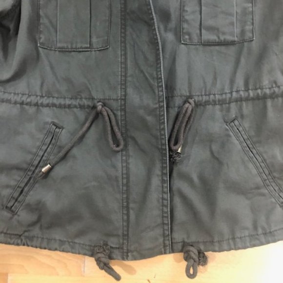 Old Navy Cargo Jacket - Picture 7 of 9